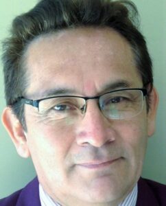 Profesor de Derecho y Políticas